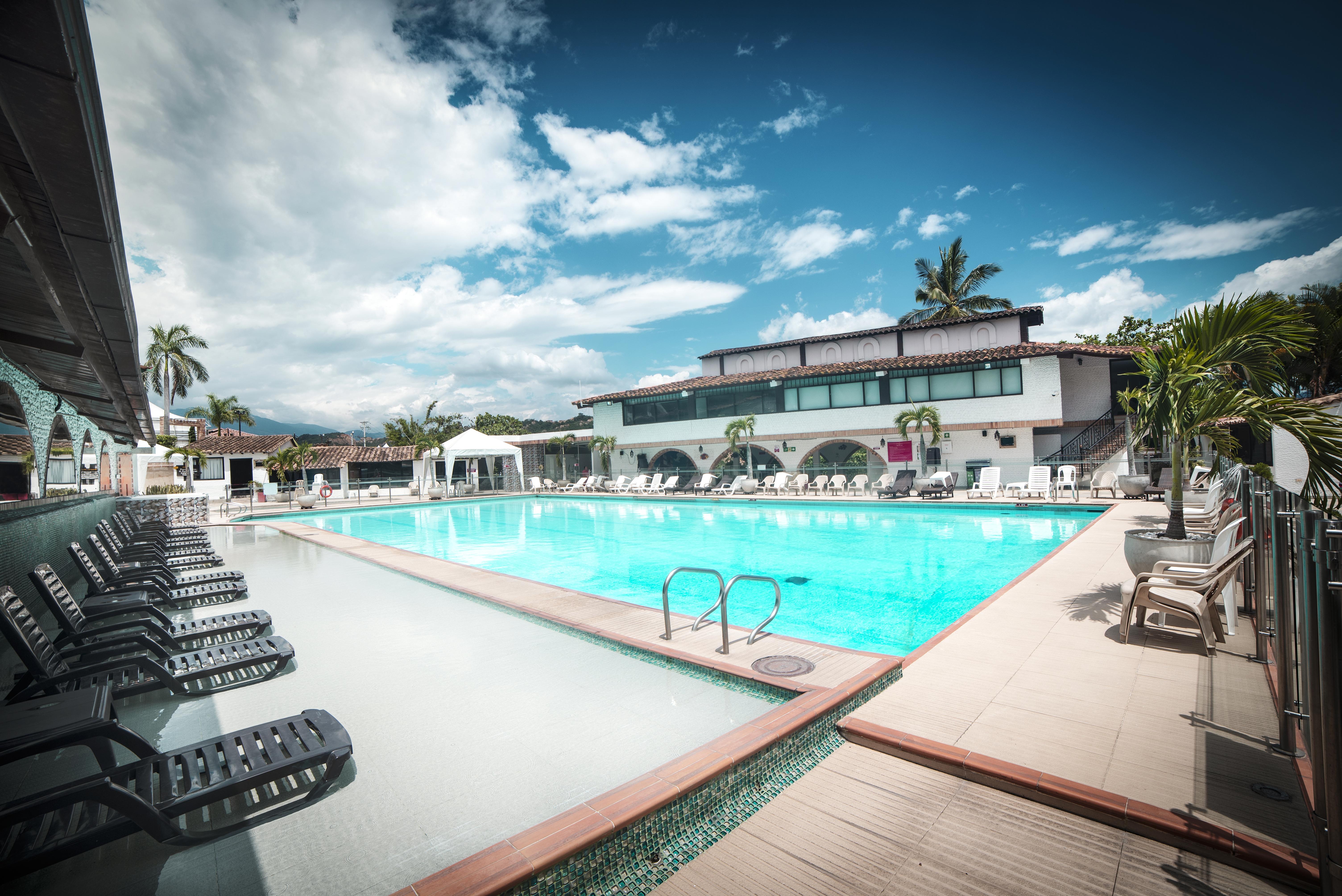 Hotel San Juan Internacional Girón Eksteriør billede